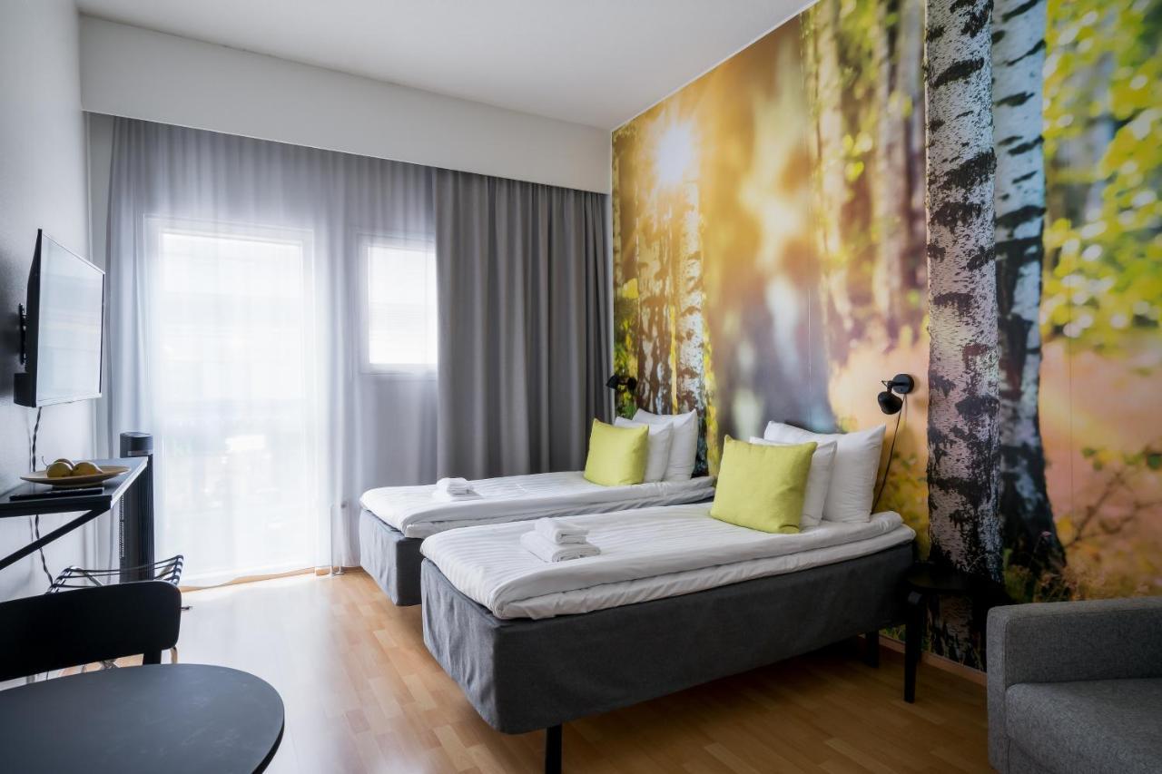 Hiisi Hotel Lohja エクステリア 写真