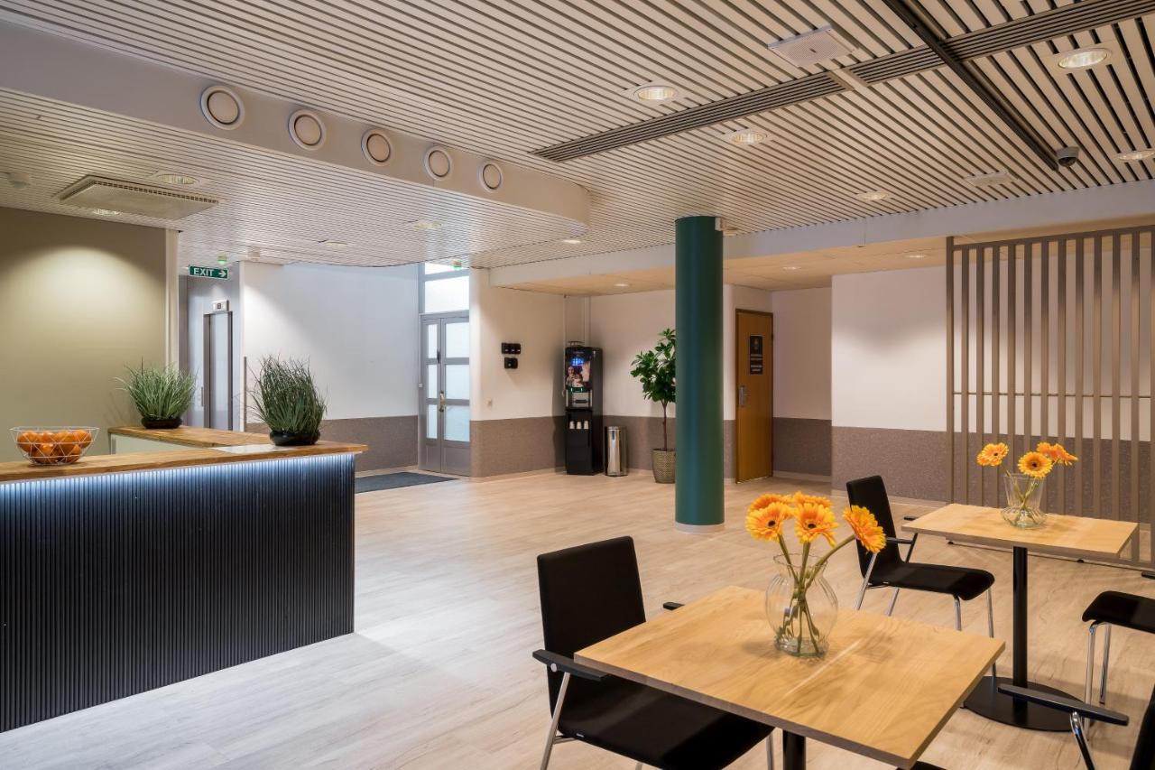 Hiisi Hotel Lohja エクステリア 写真